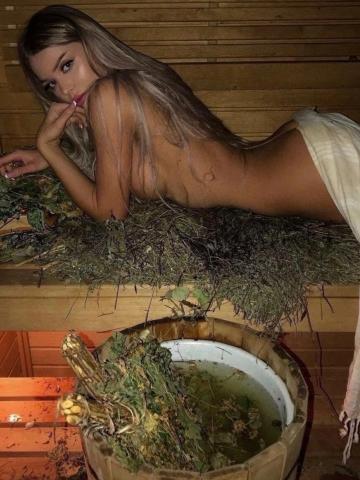 Проститутка Роксана